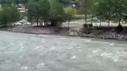 Fırtına Deresi'nde Kayıp Gencin Cansız Bedenini Çıkarırken AFAD Botu Devrildi: 1 Personel Hayatını Kaybetti, 3 Personel Kurtarıldı