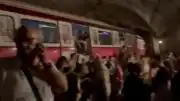 İstanbul Bostancı'da metro treni raydan çıktı: Yolcular tünelden tahliye ediliyor
