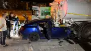 Adana'da emniyet şeridinde kaza: 1 ölü, 2 yaralı
