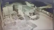 Afyonkarahisar'da Kamyonetin Traktöre ve Tesise Çarptığı Kazada 1 Ölü, 3 Yaralı