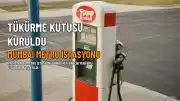 Hindistan'da Metro İstasyonuna 'Tükürme Kutusu' Yerleştirildi, Uygulama Tartışma Yarattı