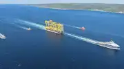 Çanakkale Boğazı'nda Dev Sondaj Platformu Geçişi: Trafik Geçici Olarak Durduruldu