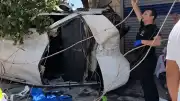 Adıyaman'da Hafif Ticari Araç Elektrik Direğine Çarptı: 9 Yaralı