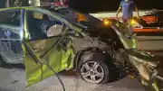 Çanakkale Ezine'de Trafik Kazası: Otomobilin Sürücüsü Yaşamını Yitirdi
