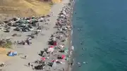 Van'da Sıcak Hava Nedeniyle Göl Sahillerinde Yoğunluk Gözlendi