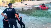Adıyaman'da Fırat Nehri'nde Mahsur Kalan 6 Kişi Kurtarıldı