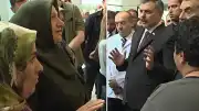 Okul Saldırısında Yaralanan Öğrencinin Yakını Bakan Çiftçi'ye Sordu: "15 Yaşındaki Çocuk Tüfeğe Nasıl Erişti?"