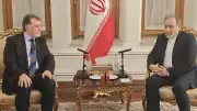 Türkiye'nin Tahran Büyükelçisi Hicabi Kırlangıç, İran Dışişleri Bakanı Arakçi ile Görüştü