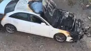 Şanlıurfa'da Park Halindeki Otomobil Önce Ateş Edildi, Sonra Kundaklandı