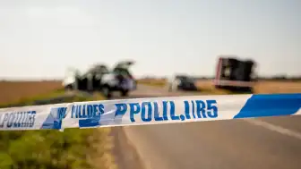 Koyun yüklü kamyonet ile otomobil çarpıştı: 2 kişi hayatını kaybetti, 3 yaralı