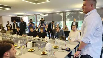 Sadettin Saran'dan Fenerbahçe Futbol Takımına Veda Yemeği
