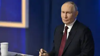 Putin, Zelenskiy ile Nihai Anlaşma İçin Görüşebileceğini Açıkladı