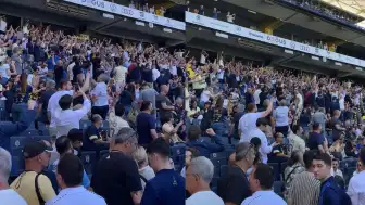 Fenerbahçe Olağanüstü Genel Kurulunda Oy Verme İşlemi Devam Ediyor: Taraftarlar Stadyumda ''Aziz Yıldırım'' Sloganları Attı