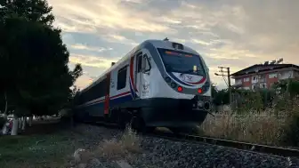 Aydın'da Hemzemin Geçitte Kadına Tren Çarptı: Ağır Yaralandı