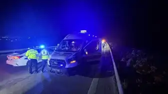 Bursa'da Otoyolda Tır ve Cipin Çarptığı Yaya Yaşamını Yitirdi