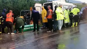 Isparta Valiliği Gelendost'taki Trafik Kazasına İlişkin Açıklama Yaptı: 4 Ölü, 26 Yaralı
