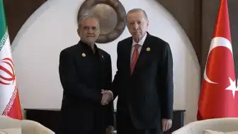 Cumhurbaşkanı Erdoğan İran Cumhurbaşkanı Pezeşkiyan ile telefonda görüştü