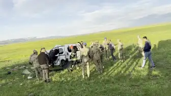 Erzurum'da Hafif Ticari Araç Takla Attı: 3 Ölü, 4 Yaralı
