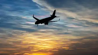 Uçakta Paniğe Yol Açan Yolcu Gözaltına Alındı