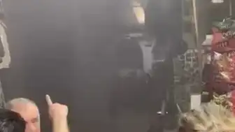Kapalıçarşı'da Trafodan Kaynaklanan Yangına Müdahale Ediliyor