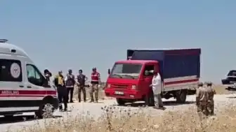 Şanlıurfa'da yol kenarında şüpheli araçta ceset bulundu