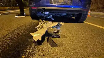 Tekirdağ'da Açık Rögar Kapağına Çarpan Otomobil Metrelerce Sürüklendi