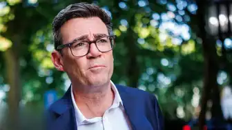 Birleşik Krallık'ta Yeni Dönem: Andy Burnham İşgal Edilecek Başbakanlık Koltuğu İçin Hazırlanıyor