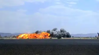 Yemen'de Gerilim Tırmanıyor: Sana Havalimanı Vuruldu, Husiler Misilleme Yaptı