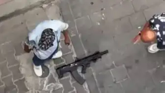 İzmir Konak'ta Silahlı Saldırı: Şüpheliler Yakalandı