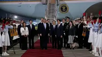ABD Başkanı Trump, Çin'e İndi: Kritik Zirve Pekin'de Başlıyor