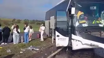 Aksaray-Nevşehir kara yolunda otobüs kazası: 14 yaralı