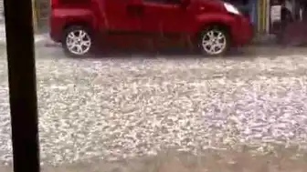 Ankara'da Dolu Yağışı Hayatı Olumsuz Etkiledi