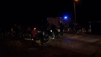 Antalya'da Çöp Kamyonu ve Motosiklet Çarpıştı: 2 Kişi Hayatını Kaybetti