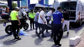 Antalya'da Hafif Ticari Araç Çarptı: 13 Yaşındaki Çocuk Hayatını Kaybetti