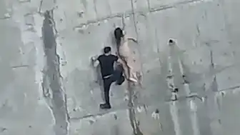 Artvin'de Dereye Düşen Çocuk, Vatandaşların Yardımıyla Kurtarıldı