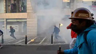 Bolivya'da Madenciler Protesto Ediyor: Ülke Genelinde Yollar Kapandı