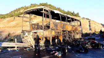 Denizli'de Otobüs Kazası: 8 Kişi Hayatını Kaybetti, 33 Yaralandı