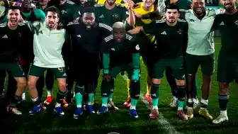 Esenler Erokspor ve Çorum FK, Süper Lig'e Yükselme İçin Sahada
