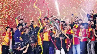 Galatasaray, Şampiyonluk Kutlamasıyla Taçlandı
