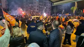 Galatasaray'ın Şampiyonluğu Afyonkarahisar'da Coşkuyla Kutlandı