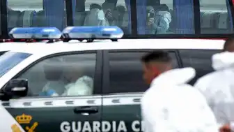 Hantavirüs Belirtileri Görülen Yolcu Fransa'ya Tahliye Edildi