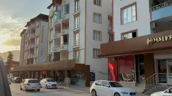 Hatay'da 3 Yaşındaki Oğlunu Boğarak Öldüren Baba Tutuklandı