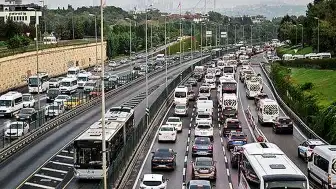 İstanbul'da 25 Mayıs Pazartesi Trafik Durumu: Yoğunluk Yaşanan İlçeler ve Alternatif Güzergahlar