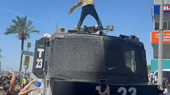 İzmir'de TOMA Üzerine Çıkan D.Y. Tutuklandı