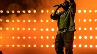Kanye West İstanbul'da Sahne Aldı: Konser Canlı Yayınlanmadı