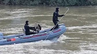 Kelkit Çayı'nda Kaybolan 2 Genci Arama Çalışmaları Sürüyor