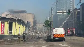 Kiev'de Füze ve Dron Saldırıları: Enkaz Çalışmaları CNN TÜRK Tarafından Görüntülendi