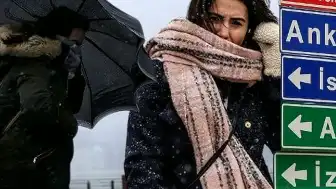 Meteoroloji'den İstanbul, Ankara ve İzmir İçin Yağış Uyarıları