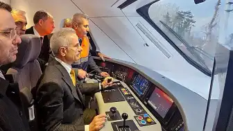 Milli Elektrikli Hızlı Tren Saatlik 240 Kilometre Hıza Ulaştı