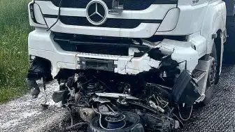 Motosiklet Tırın Altına Girdi: Sürücü Hayatını Kaybetti, Eşi Ağır Yaralandı
